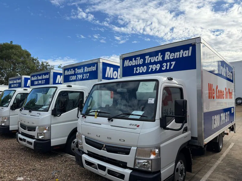 Mobile Truck Rental ALLYPAN lightweight pantech fleet